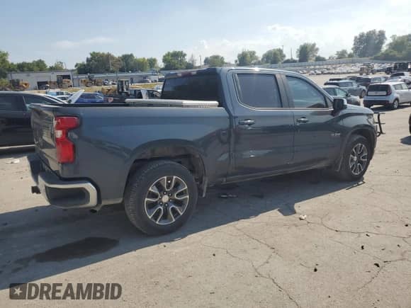 2019 Chevrolet Silverado 1500 LT z VIN 3GCPWCEDXKG307359, wystawiony jako Copart lot #81437485 z przebiegiem 158 952 mil mil oraz Szkoda całkowita • Salvage title. Historia ofert i sprzedaży dostępna na DreamBid. Obrazek 3.