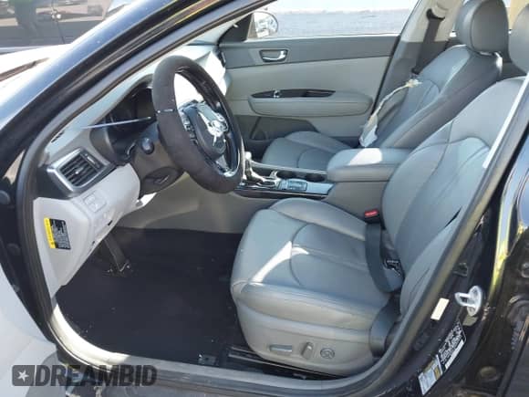 2016 Kia Optima EX with VIN 5XXGU4L33GG053915, listed as a IAAI auction lot 43540697 with 98,283 mi miles and . Bid and sale history available at DreamBid. Image 5.