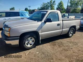 2004 Chevrolet Silverado 1500 Work Truck z VIN 1GCEC14X14Z242176, wystawiony jako Copart lot #65994975 z przebiegiem 120 741 mil mil oraz Czysty tytuł • Clean title. Historia ofert i sprzedaży dostępna na DreamBid. Obrazek 1.