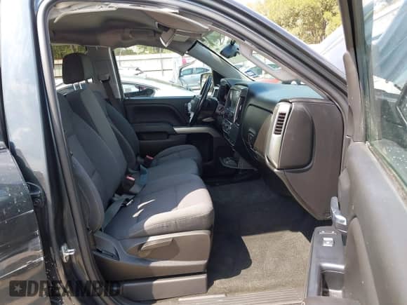 2018 Chevrolet Silverado 1500 LT с VIN 3GCPCREC4JG458523, выставлен на аукционе IAAI как лот 43232138 с пробегом 116 923 миль миль и . История ставок и продаж доступна на DreamBid. Изображение 5.