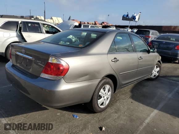 2006 Toyota Camry LE с VIN 4T1BE32K56U747729, выставлен на аукционе Copart как лот 85949295 с пробегом 102 798 миль миль и Списание • Salvage title. История ставок и продаж доступна на DreamBid. Изображение 3.