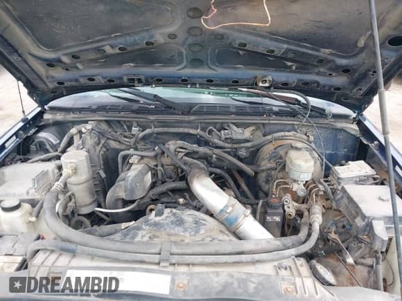 2003 Chevrolet S-10 LS z VIN 1GCCS14H138232268, wystawiony jako IAAI lot #42685725 z przebiegiem 301 843 mil mil oraz . Historia ofert i sprzedaży dostępna na DreamBid. Obrazek 10.