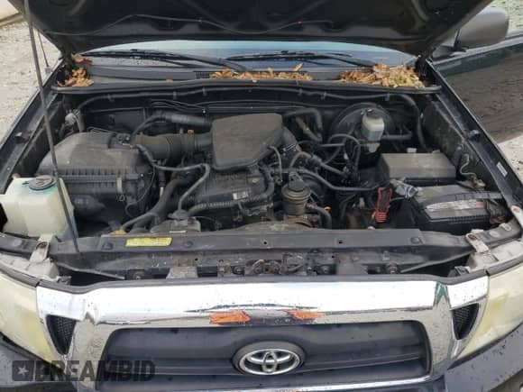 2006 Toyota Tacoma with VIN 5TEUX42N06Z177217, listed as a Copart auction lot 87076525 with 118,492 mi miles and Clean title. Bid and sale history available at DreamBid. Image 11.