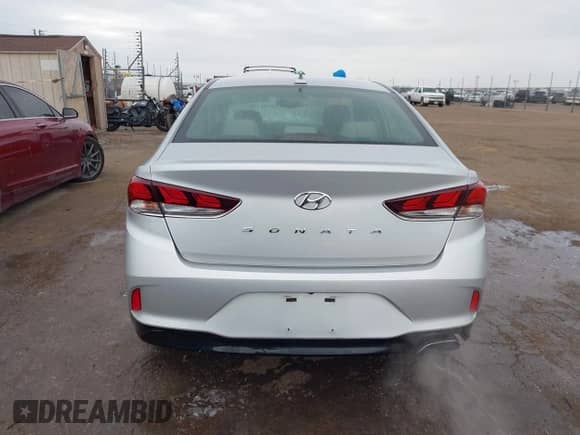 2018 Hyundai Sonata Limited с VIN 5NPE34AF5JH667626, выставлен на аукционе IAAI как лот 43410980 с пробегом 53 782 миль миль и . История ставок и продаж доступна на DreamBid. Изображение 16.