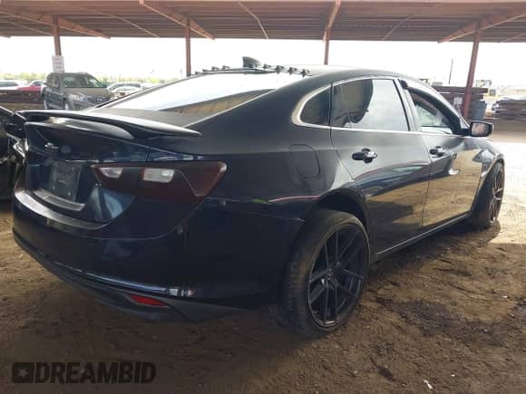 2016 Chevrolet Malibu LS с VIN 1G1ZB5ST8GF182472, выставлен на аукционе IAAI как лот 43251900 с пробегом 109 894 миль миль и . История ставок и продаж доступна на DreamBid. Изображение 4.