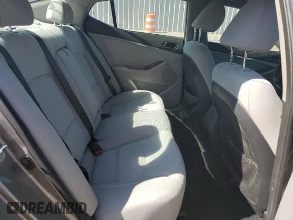2014 Kia Optima LX с VIN 5XXGM4A73EG302524, выставлен на аукционе Copart как лот 81844855 с пробегом 185 440 миль миль и Списание • Salvage title. История ставок и продаж доступна на DreamBid. Изображение 10.