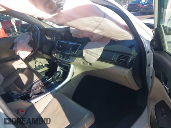 2015 Honda Accord EX-L с VIN 1HGCR3F88FA005937, выставлен на аукционе IAAI как лот 43122564 с пробегом 182 253 миль миль и . История ставок и продаж доступна на DreamBid. Изображение 5.