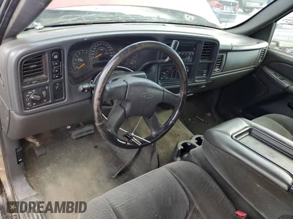 2004 Chevrolet Silverado 1500 Z71 with VIN 2GCEK19T241240759, listed as a Copart auction lot 81834575 with Not provided miles and Clean title. Bid and sale history available at DreamBid. Image 8.