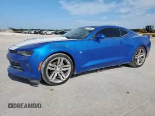2017 Chevrolet Camaro 2LT z VIN 1G1FD1RS6H0131348, wystawiony jako Copart lot #64794405 z przebiegiem 72 431 mil mil oraz Czysty tytuł • Clean title. Historia ofert i sprzedaży dostępna na DreamBid. Obrazek 1.