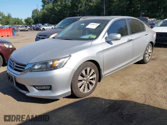2013 Honda Accord EX-L z VIN 1HGCR2F89DA205457, wystawiony jako IAAI lot #43080326 z przebiegiem 185 737 mil mil oraz . Historia ofert i sprzedaży dostępna na DreamBid. Obrazek 17.