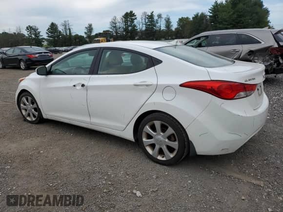 2013 Hyundai Elantra Limited с VIN 5NPDH4AE2DH440807, выставлен на аукционе Copart как лот 70255145 с пробегом Не указан миль и Списание • Salvage title. История ставок и продаж доступна на DreamBid. Изображение 2.