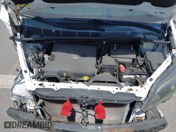 2015 Toyota Sienna SE with VIN 5TDXK3DC2FS621891, listed as a IAAI auction lot 42832318 with 110,420 mi miles and . Bid and sale history available at DreamBid. Image 10.