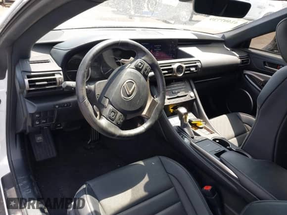 2019 Lexus RC 350 с VIN JTHHZ5BC2K5020722, выставлен на аукционе IAAI как лот 42407729 с пробегом 52 882 миль миль и . История ставок и продаж доступна на DreamBid. Изображение 20.