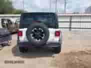 2025 Jeep Wrangler Rubicon с VIN 1C4PJXFN6SW528228, выставлен на аукционе IAAI как лот 43100284 с пробегом 10 660 миль миль и . История ставок и продаж доступна на DreamBid. Изображение 16.