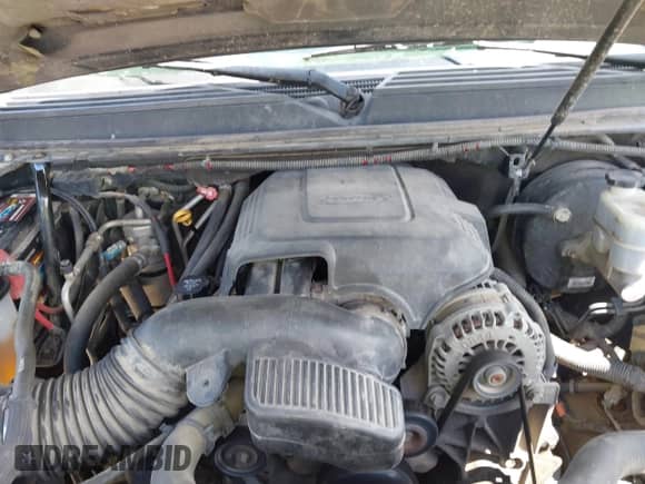 2008 Chevrolet Suburban LTZ with VIN 1GNFK16378R255089, listed as a IAAI auction lot 43129903 with 231,850 mi miles and . Bid and sale history available at DreamBid. Image 10.