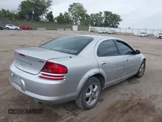 2006 Dodge Stratus SXT with VIN 1B3EL46X06N133671, listed as a IAAI auction lot 43118427 with 215,024 mi miles and . Bid and sale history available at DreamBid. Image 4.