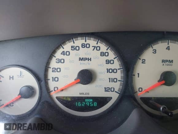 2002 Dodge Neon SE with VIN 1B3AS46C22D640554, listed as a IAAI auction lot 42871122 with 162,958 mi miles and . Bid and sale history available at DreamBid. Image 7.