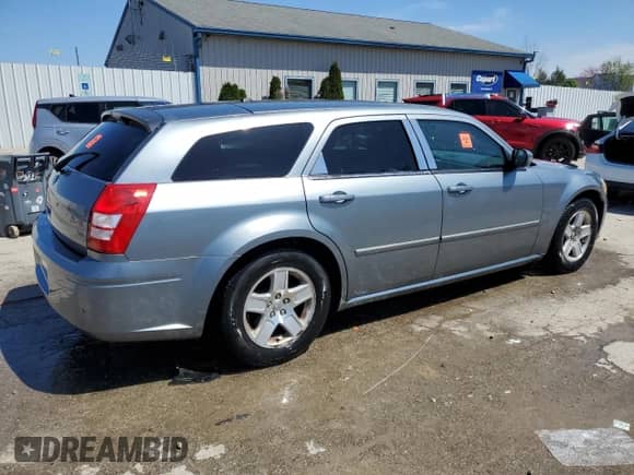 2007 Dodge Magnum with VIN 2D4FV47V17H793547, listed as a Copart auction lot 51994425 with 149,026 mi miles and Non repairable. Bid and sale history available at DreamBid. Image 3.