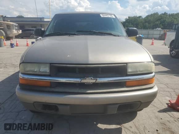 2002 Chevrolet Blazer LS with VIN 1GNDT13W92K134339, listed as a Copart auction lot 64442105 with Not provided miles and Clean title. Bid and sale history available at DreamBid. Image 5.