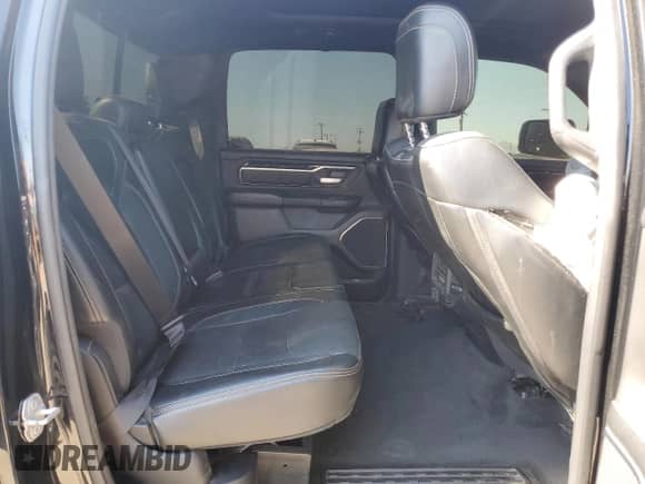 2020 Ram 1500 Rebel z VIN 1C6SRFLT0LN265734, wystawiony jako Copart lot #68314085 z przebiegiem 62 838 mil mil oraz Szkoda całkowita • Salvage title. Historia ofert i sprzedaży dostępna na DreamBid. Obrazek 10.