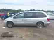 2004 Dodge Caravan SXT with VIN 2D4GP44L64R516111, listed as a IAAI auction lot 43330877 with 128,284 mi miles and . Bid and sale history available at DreamBid. Image 14.