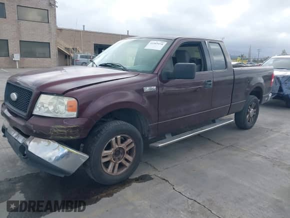 2006 Ford F-150 STX с VIN 1FTRX14W76NB51520, выставлен на аукционе IAAI как лот 43369158 с пробегом 258 452 миль миль и . История ставок и продаж доступна на DreamBid. Изображение 17.