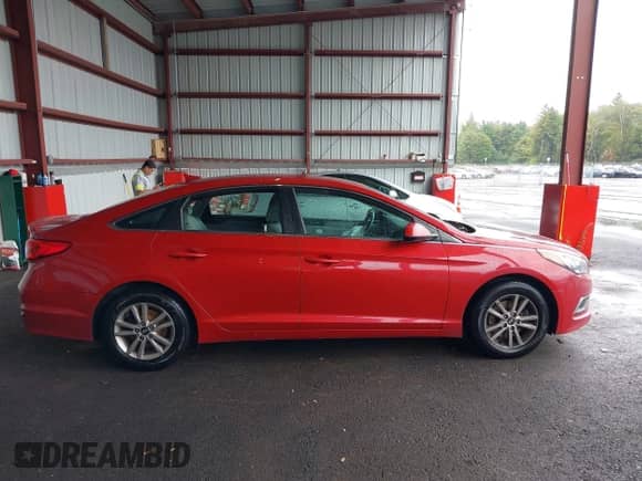 2017 Hyundai Sonata 2.4L с VIN 5NPE24AF9HH594998, выставлен на аукционе IAAI как лот 43277850 с пробегом 85 423 миль миль и . История ставок и продаж доступна на DreamBid. Изображение 13.