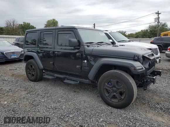 2022 Jeep Wrangler Unlimited Sport S with VIN 1C4HJXDG2NW165648, listed as a Copart auction lot 80365705 with 39,990 mi miles and Salvage title. Bid and sale history available at DreamBid. Image 4.