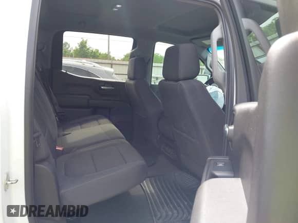 2020 Chevrolet Silverado 1500 LT z VIN 3GCUYDED7LG274258, wystawiony jako IAAI lot #42135229 z przebiegiem 77 833 mil mil oraz . Historia ofert i sprzedaży dostępna na DreamBid. Obrazek 8.