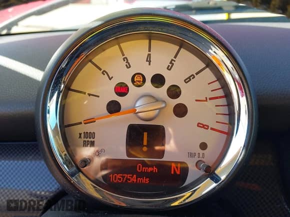 2011 MINI Hardtop S with VIN WMWSV3C52BTY13681, listed as a IAAI auction lot 41472000 with 105,754 mi miles and . Bid and sale history available at DreamBid. Image 7.