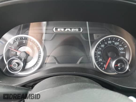 2019 Ram 1500 Big Horn z VIN 1C6SRFFT9KN659775, wystawiony jako Copart lot #69930035 z przebiegiem Nie podano mil oraz Szkoda całkowita • Salvage title. Historia ofert i sprzedaży dostępna na DreamBid. Obrazek 9.