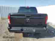 2023 Ram 1500 Tradesman z VIN 1C6RRFGG2PN671273, wystawiony jako Copart lot #64676615 z przebiegiem 32 295 mil mil oraz Czysty tytuł • Clean title. Historia ofert i sprzedaży dostępna na DreamBid. Obrazek 6.