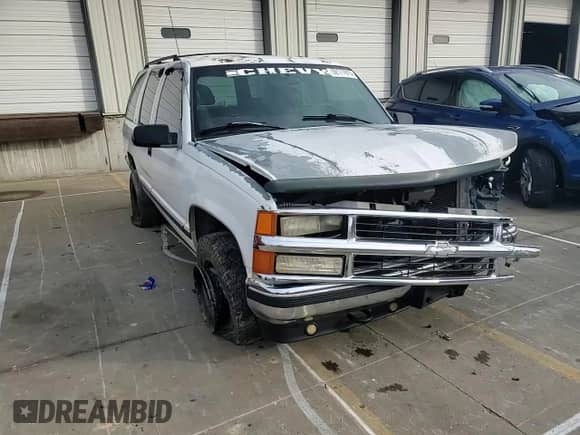 1998 Chevrolet Tahoe с VIN 1GNEK13R7WJ340188, выставлен на аукционе Copart как лот 52177815 с пробегом 217 850 миль миль и Списание • Salvage title. История ставок и продаж доступна на DreamBid. Изображение 11.