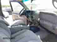 1998 Chevrolet Suburban with VIN 1GNGC26J1WJ318754, listed as a IAAI auction lot 42386394 with 129,177 mi miles and . Bid and sale history available at DreamBid. Image 5.