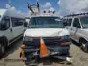 2018 Chevrolet Express Cargo с VIN 1GCWGAFP4J1339954, выставлен на аукционе Copart как лот 66054025 с пробегом 93 524 миль миль и Списание • Salvage title. История ставок и продаж доступна на DreamBid. Изображение 5.