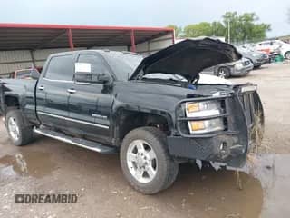 2016 Chevrolet Silverado 2500HD LTZ z VIN 1GC1KWE8XGF204232, wystawiony jako IAAI lot #42684086 z przebiegiem Nie podano mil oraz . Historia ofert i sprzedaży dostępna na DreamBid. Obrazek 1.