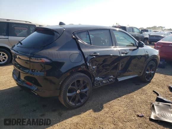 2024 Dodge Hornet R/T with VIN ZACPDFCW3R3A20750, listed as a Copart auction lot 68760195 with 4,115 mi miles and Salvage title. Bid and sale history available at DreamBid. Image 3.