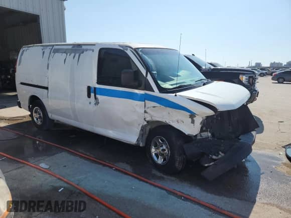 2006 Chevrolet Express Cargo z VIN 1GCFG15X461129864, wystawiony jako Copart lot #70384215 z przebiegiem Nie podano mil oraz Szkoda całkowita • Salvage title. Historia ofert i sprzedaży dostępna na DreamBid. Obrazek 4.