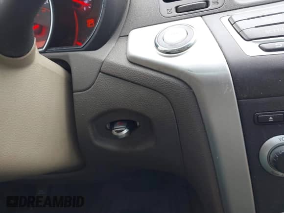 2009 Nissan Murano S z VIN JN8AZ18W19W124737, wystawiony jako IAAI lot #42601364 z przebiegiem 174 327 mil mil oraz . Historia ofert i sprzedaży dostępna na DreamBid. Obrazek 11.