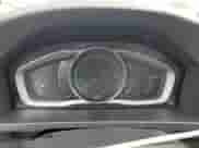 2018 Volvo S60 Dynamic с VIN YV140MTLXJ2452438, выставлен на аукционе Copart как лот 64044385 с пробегом 69 597 миль миль и Списание • Salvage title. История ставок и продаж доступна на DreamBid. Изображение 9.