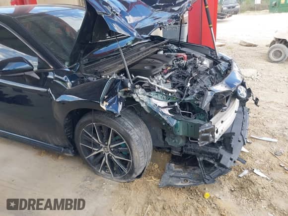 2021 Toyota Camry SE Nightshade z VIN 4T1G11AK4MU467112, wystawiony jako IAAI lot #42605053 z przebiegiem 62 058 mil mil oraz . Historia ofert i sprzedaży dostępna na DreamBid. Obrazek 19.