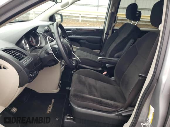 2017 Dodge Grand Caravan SE Plus with VIN 2C4RDGBG9HR819766, listed as a Copart auction lot 81920415 with 85,695 mi miles and Salvage title. Bid and sale history available at DreamBid. Image 7.
