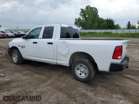 2023 Ram 1500 Tradesman z VIN 1C6RR7FT2PS537210, wystawiony jako Copart lot #56388985 z przebiegiem 62 140 mil mil oraz Czysty tytuł • Clean title. Historia ofert i sprzedaży dostępna na DreamBid. Obrazek 2.