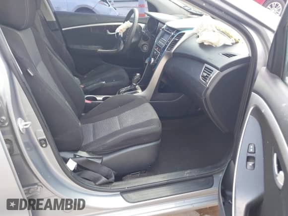 2015 Hyundai Elantra with VIN KMHD35LH3FU250112, listed as a IAAI auction lot 42418400 with 128,366 mi miles and . Bid and sale history available at DreamBid. Image 5.