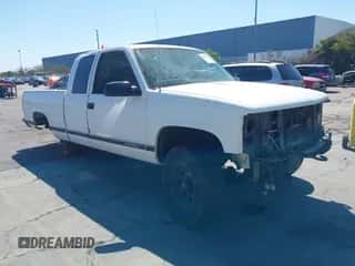 1995 Chevrolet Silverado 2500 с VIN 2GCFK29K5S1273513, выставлен на аукционе IAAI как лот 43226616 с пробегом 248 624 миль миль и . История ставок и продаж доступна на DreamBid. Изображение 1.