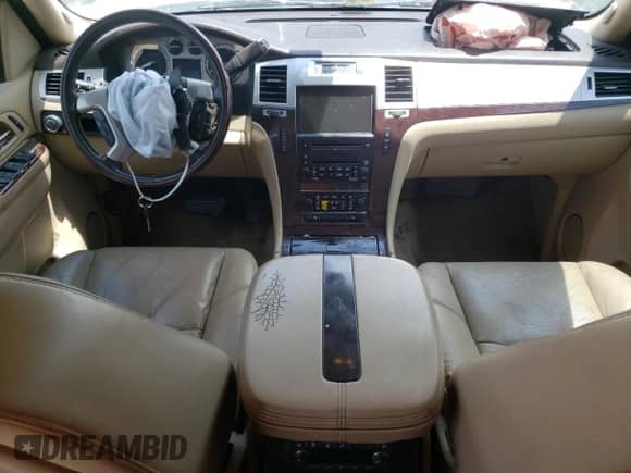 2010 Cadillac Escalade ESV Premium with VIN 1GYUKJEF5AR218683, listed as a Copart auction lot 55533974 with 245,499 mi miles and Salvage title. Bid and sale history available at DreamBid. Image 8.