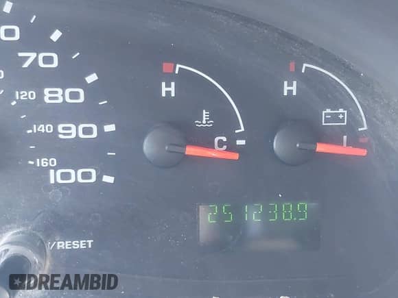 2006 Ford Econoline Cargo z VIN 1FTRE14W46HA46504, wystawiony jako IAAI lot #41381776 z przebiegiem 251 238 mil mil oraz . Historia ofert i sprzedaży dostępna na DreamBid. Obrazek 7.