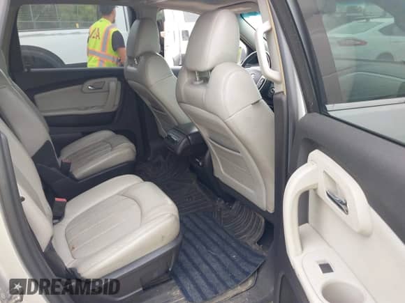 2009 Chevrolet Traverse LTZ with VIN 1GNEV33D69S116223, listed as a IAAI auction lot 43086427 with 172,790 mi miles and . Bid and sale history available at DreamBid. Image 8.