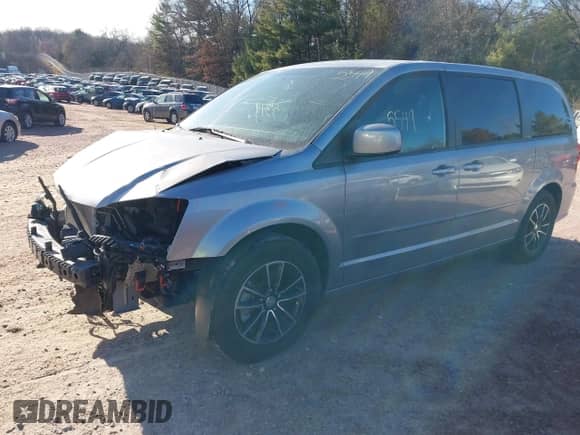 2017 Dodge Grand Caravan SE Plus with VIN 2C4RDGBG1HR793647, listed as a IAAI auction lot 41025549 with 48,171 mi miles and . Bid and sale history available at DreamBid. Image 2.