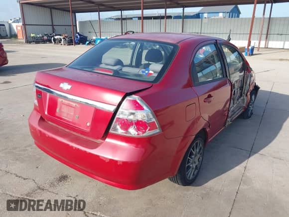 2008 Chevrolet Aveo LS with VIN KL1TD56688B066247, listed as a IAAI auction lot 42716429 with 131,310 mi miles and . Bid and sale history available at DreamBid. Image 4.